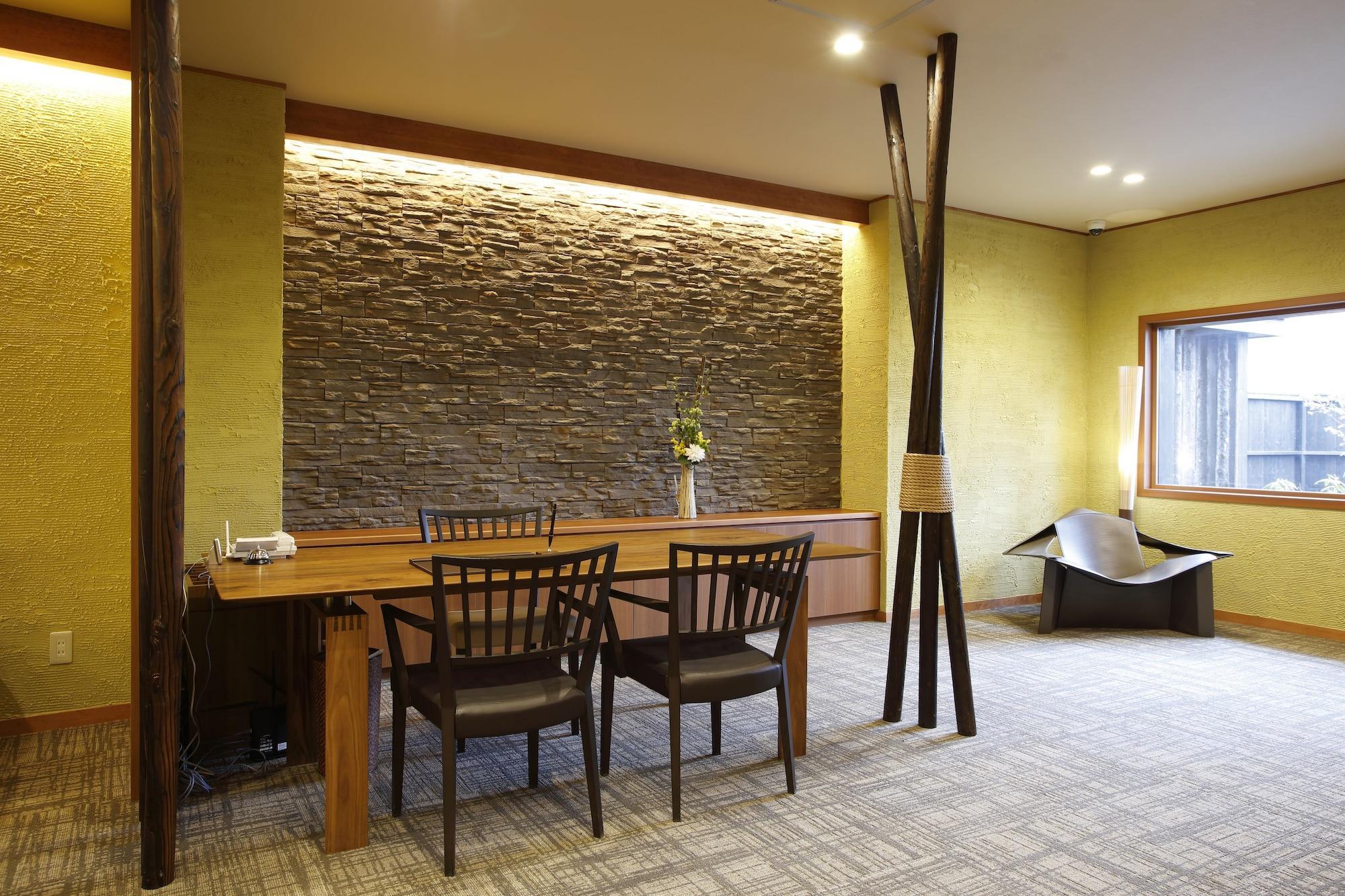 อีเอ็มไอ ฮาโกดาเตะยะ Hotel ภายนอก รูปภาพ